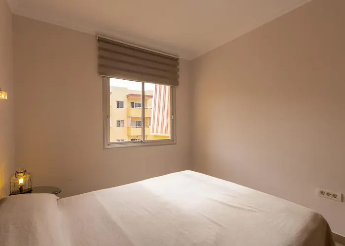 Angeles Los Cristianos (Tenerife)